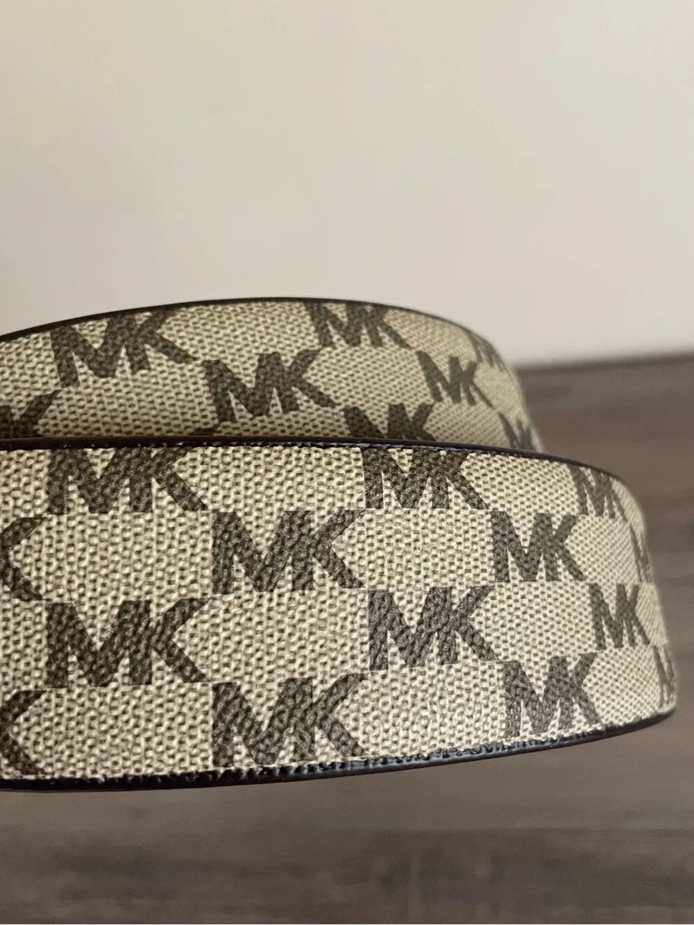 Michael Kors MK Logo Canvas Belt Womens Medium 556023 Gold Buckle Beige Brown